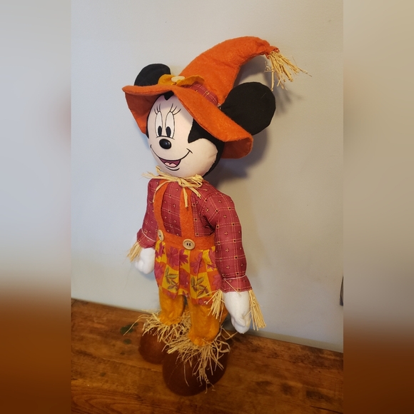 Disney Minnie Mouse - Picture 2 of 4